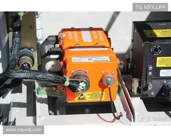 民用飞机飞行记录器的密封